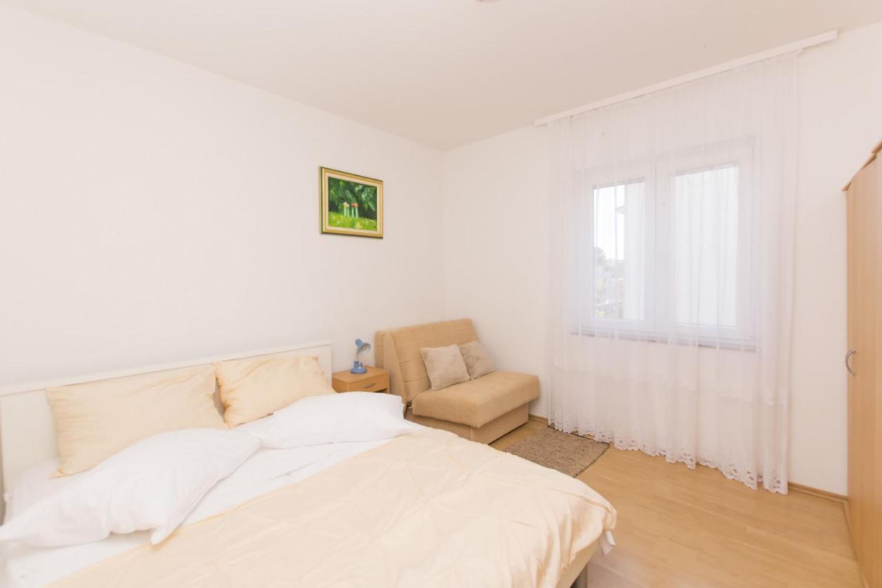 Apartment Nediljka Vodice Exteriör bild