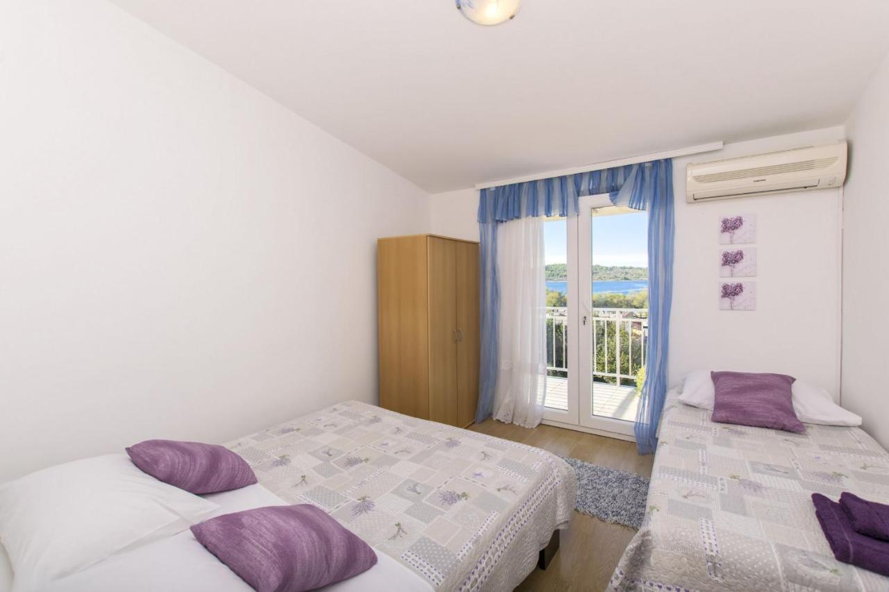 Apartment Nediljka Vodice Exteriör bild