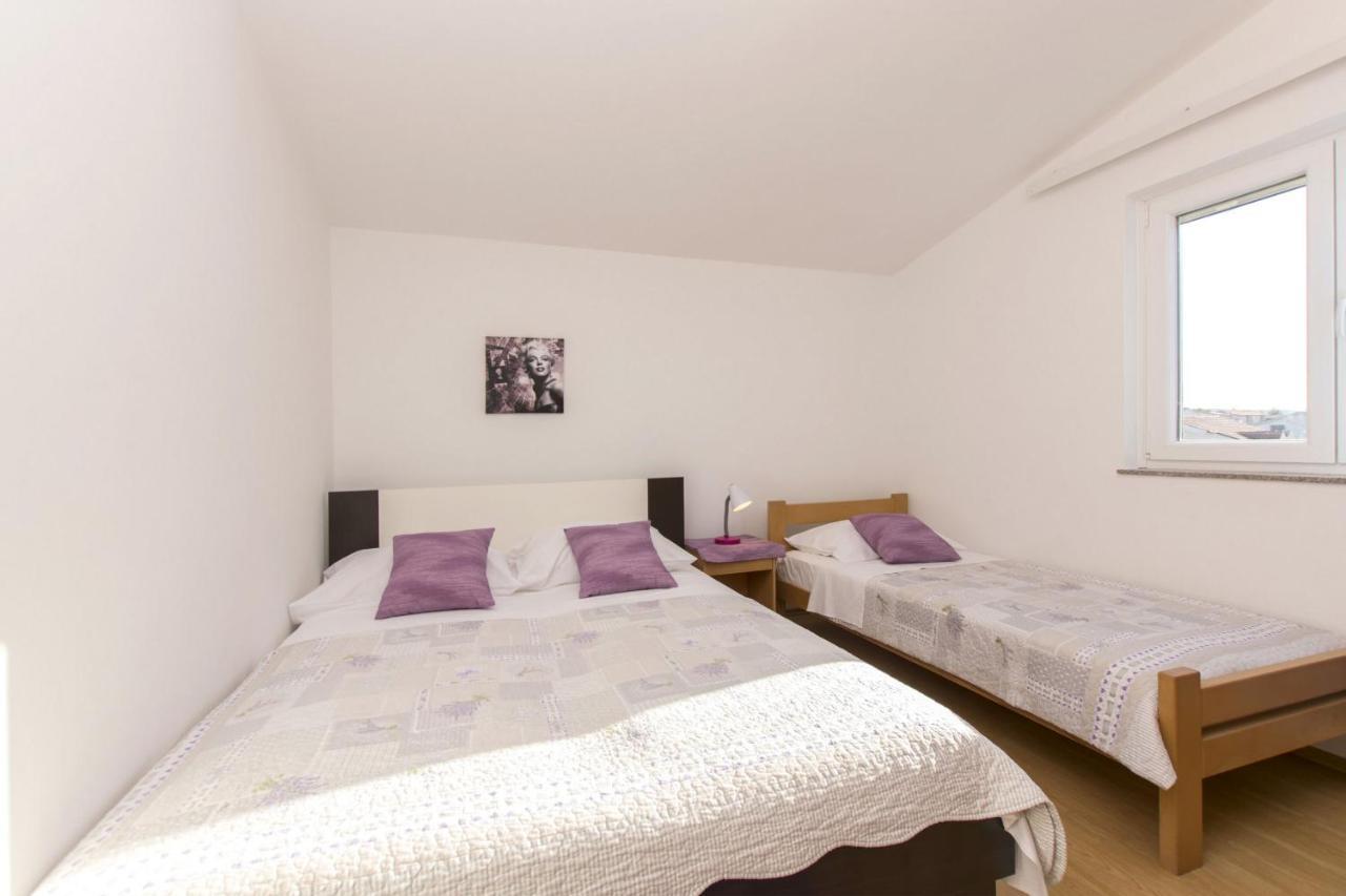 Apartment Nediljka Vodice Exteriör bild